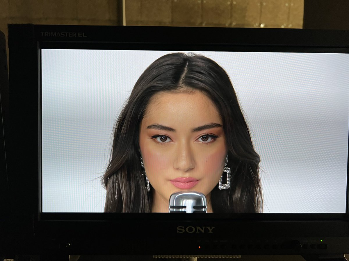 phil_hellmuth tweet media