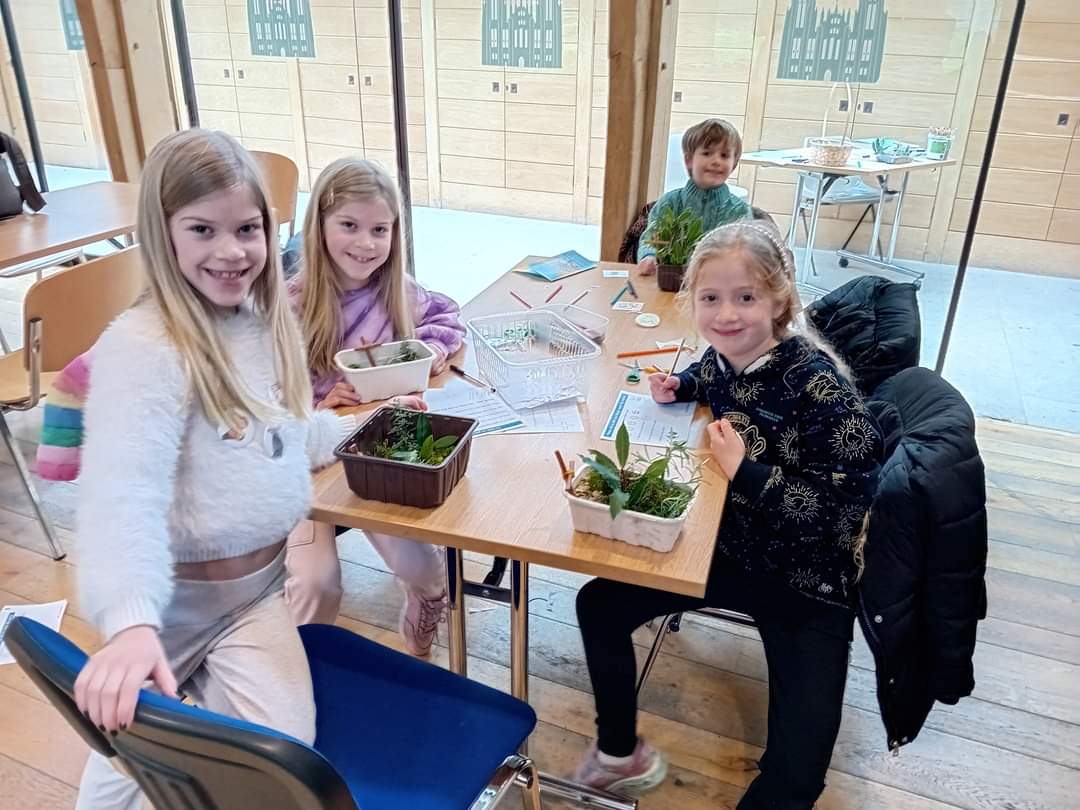 💐🐰🌸 Family Holiday Activities 💐🐰🌸 There are still some spaces left on our family holiday activities today and tomorrow. Find out more here: wellscathedral.org.uk/holidays #wellscathedral #wellssomerset #visitwells #visitsomerset #englishcathedrals #april #familyactivities