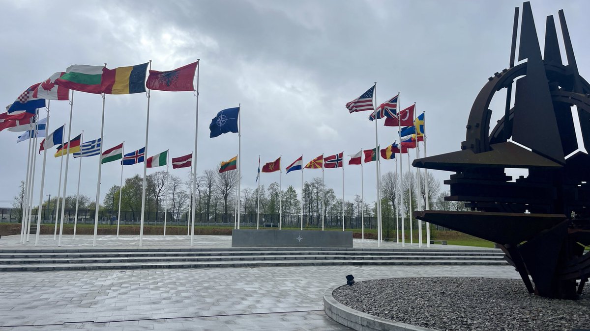 Happy anniversary, @NATO 🥳 As a founding member, Norway has known for 75 years that this is our most important alliance when it comes to security.  NATO is a sound and vital 75-year old - stronger and more numerous than ever.  #1NATO75years