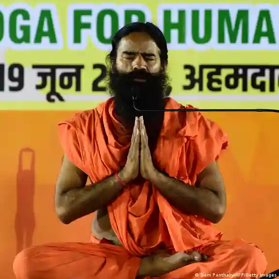 amit_sharma738's tweet photo. बाबा रामदेव के खिलाफ साजिश रची जा रही हैं
वामपंथियों द्वारा में आप सब सनातनियों से निवेदन करता हूं की आप सभी बाबा रामदेव जी का सहयोग करे और आगे आएं
#IStandWithNBabaRamdev https://t.co/bmUVKCOAmQ