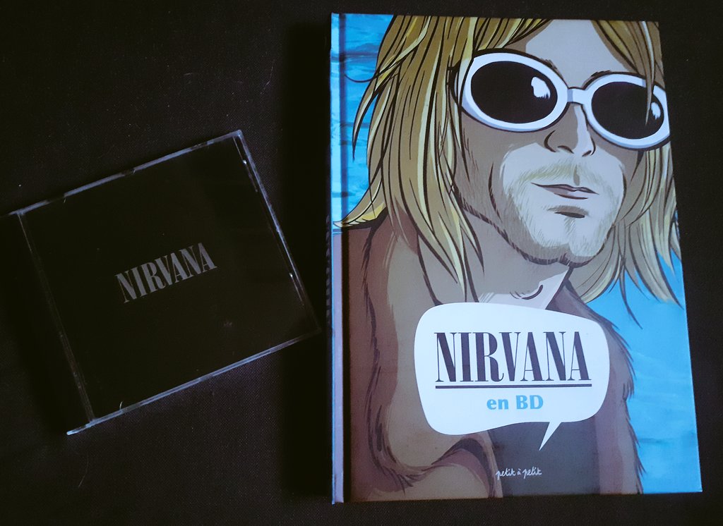 📚🎵🎸🥁🕯 #ThrowbackThursday au Nirvana! À l'occasion des30ans de la disparition du leader du groupe, Kurt Cobain,demain 5avril,retour en BD sur la groupe grunge des 90's. Docu-BD de Gaets,Sophie Blitman avec la couverture de 'Bast' aux éditions @PETITAPETIT__ . #Nirvana