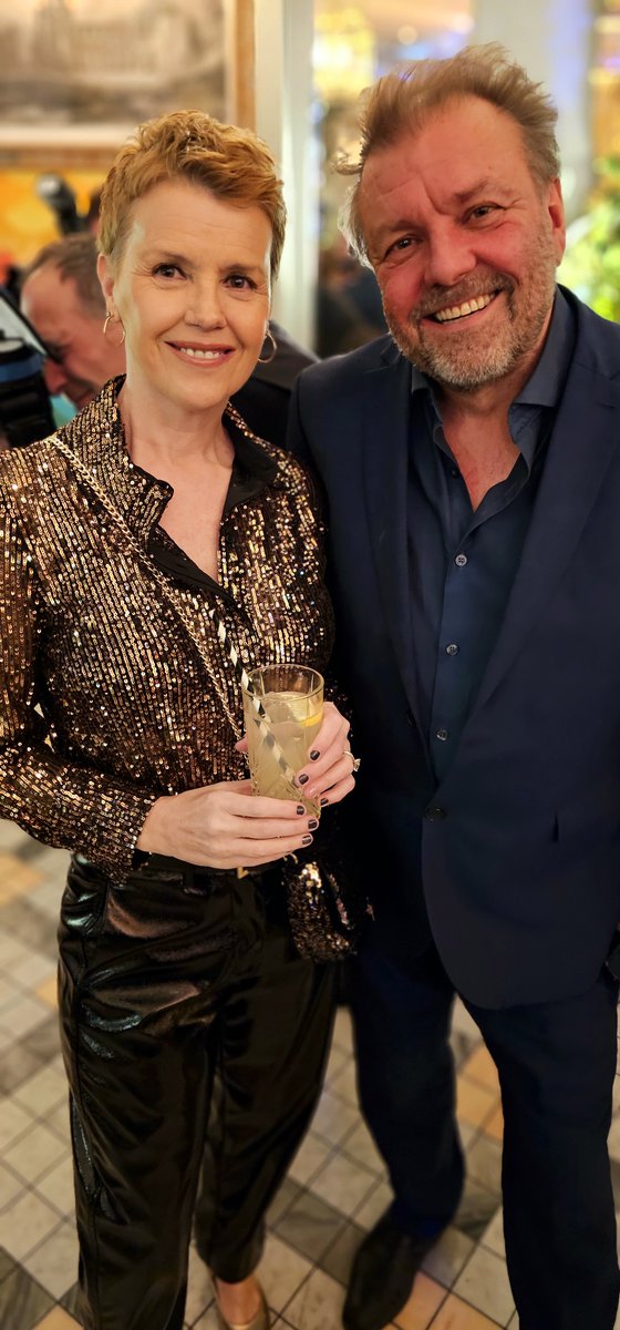 Met these lovely people recently at The Ivy. #KatherineJenkins #MartinRoberts #CityLifeCardiff #CygnetGin