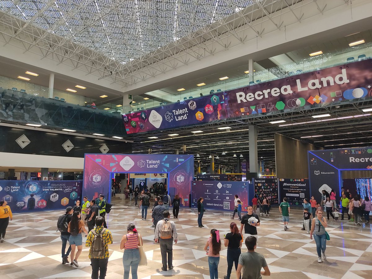 Participación de XPL como Startup Garden en Talent land Jalisco, se realizó las divulgación de el proyecto Dreams como lanzador de carga útil y un cohete sembrador de nubes #Rockets #IPN