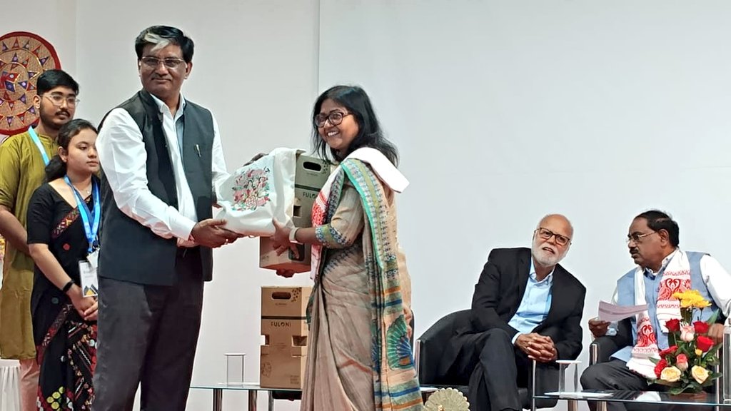 Address by Guest of Honor Smt. Vandana Srivastava, Director @stpiguwahati, during the inaugural Session of 'Envision' 'an #Enterpreneuship Summit organized by Assam DownTown University on 4.4.2024 at Guwahati. @arvindtw @adtuassam @stpiindia
