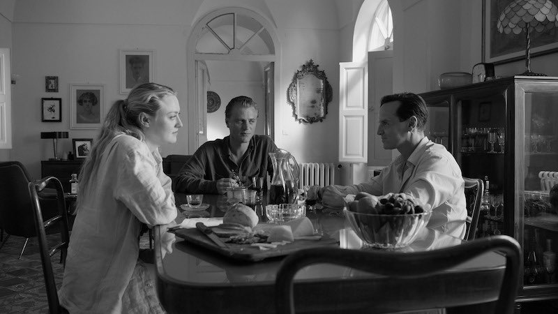 FilmUpdates's tweet photo. Andrew Scott is Tom Ripley
Johnny Flynn is Dickie Greenleaf
Dakota Fanning is Marge Sherwood

‘RIPLEY’ is now streaming on Netflix. https://t.co/bJyXRJnNYN