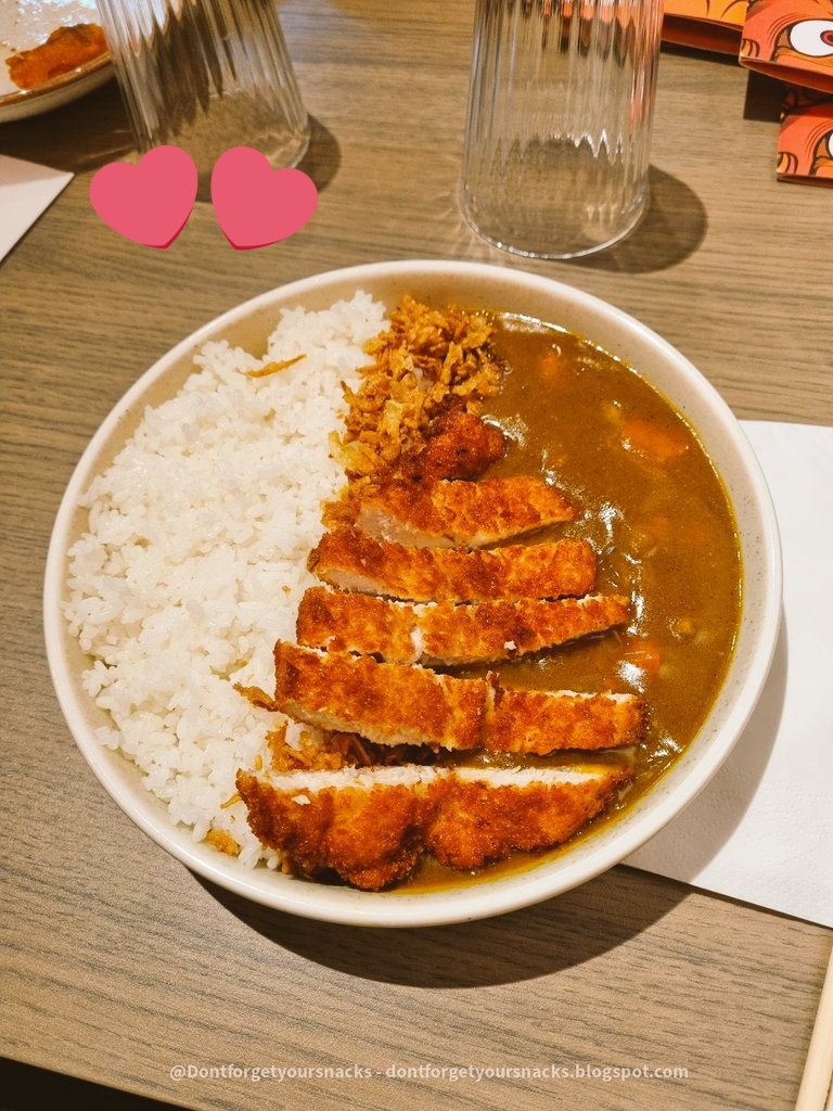 Delicious #Japanese curry dinner! 
dontforgetyoursnacks.blogspot.com/2024/04/curryc…
 #kidapproved #momlife #Food #Foodie #currychiwa #ghent #ghentbelgium #travel #visitghent @Love_Belgium