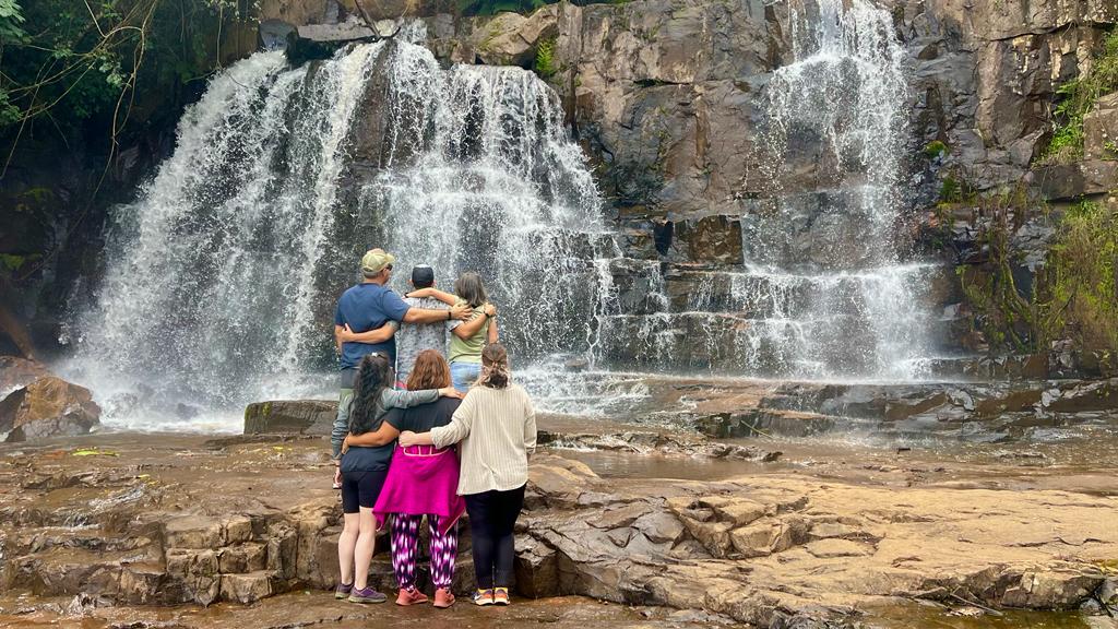 MucoBangkok's tweet photo. The Chutes de la Karera is the collective name for the four beautiful waterfalls near Rutana. The prettiest is the cascade Nyakai I where you park your car. Upstream from this is the smallest of the four falls, Nyakai II, an ideal spot for an impromptu shower. https://t.co/CiLgjSn4lE