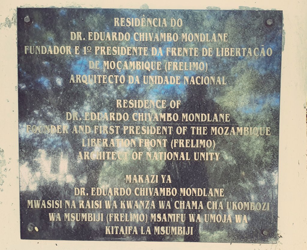 Dar es salaam, ni jiji la kihistoria (hasa ya ukombozi wa Afrika). Ningependa kuona sehemu hizi zinaangaziwa zaidi. Kwa mf. wangapi wanapita Br. ya Msasani bila kujua kuwa Eduardo Mondlande (Muasisi wa Demokrasia ya Msumbiji) aliishi mtaa ule. Hizi ndio 'Blue Plaques' zetu.