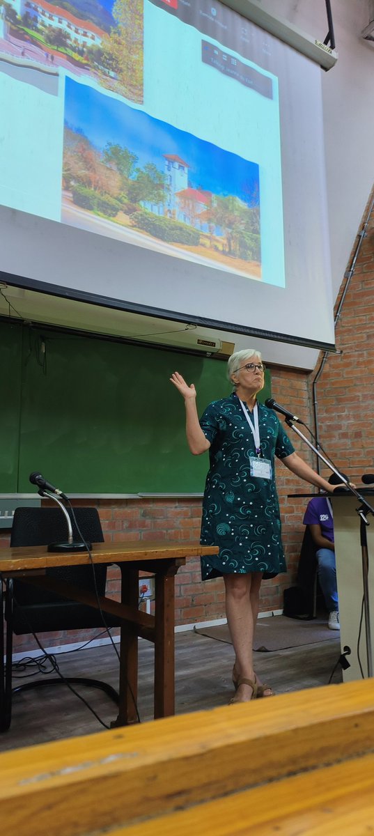 Prof Sioux McKenna of Rhodes University: (as universities) we've come from being creatures of the state to being creatures of the market. She's now addressing the preconference session of the Journalism Summit now on at Rhodes University.