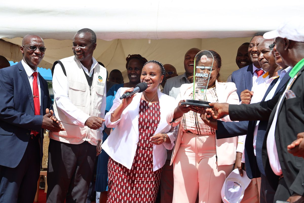 muthonimuta's tweet photo. #closingstrong @kcsap_project. A journey well travelled with documented achievement & learnings contributing to Increased #productivity, Building #resilience & #mitigating green house gases. Thanks to @Machakoscounty1
Who were among the 24 KCSAP implementing counties @kilimoKE https://t.co/XupvMxTn6i