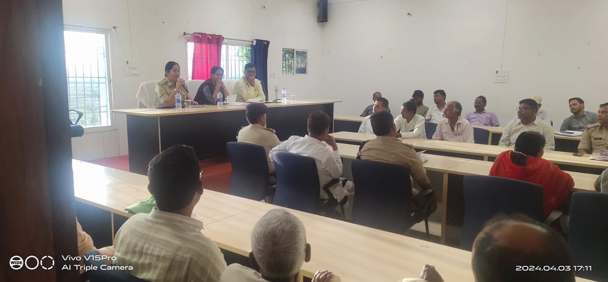 SDMsherghati's tweet photo. Peace Committee Meeting in Imamganj Block https://t.co/aJfK1mfcZp