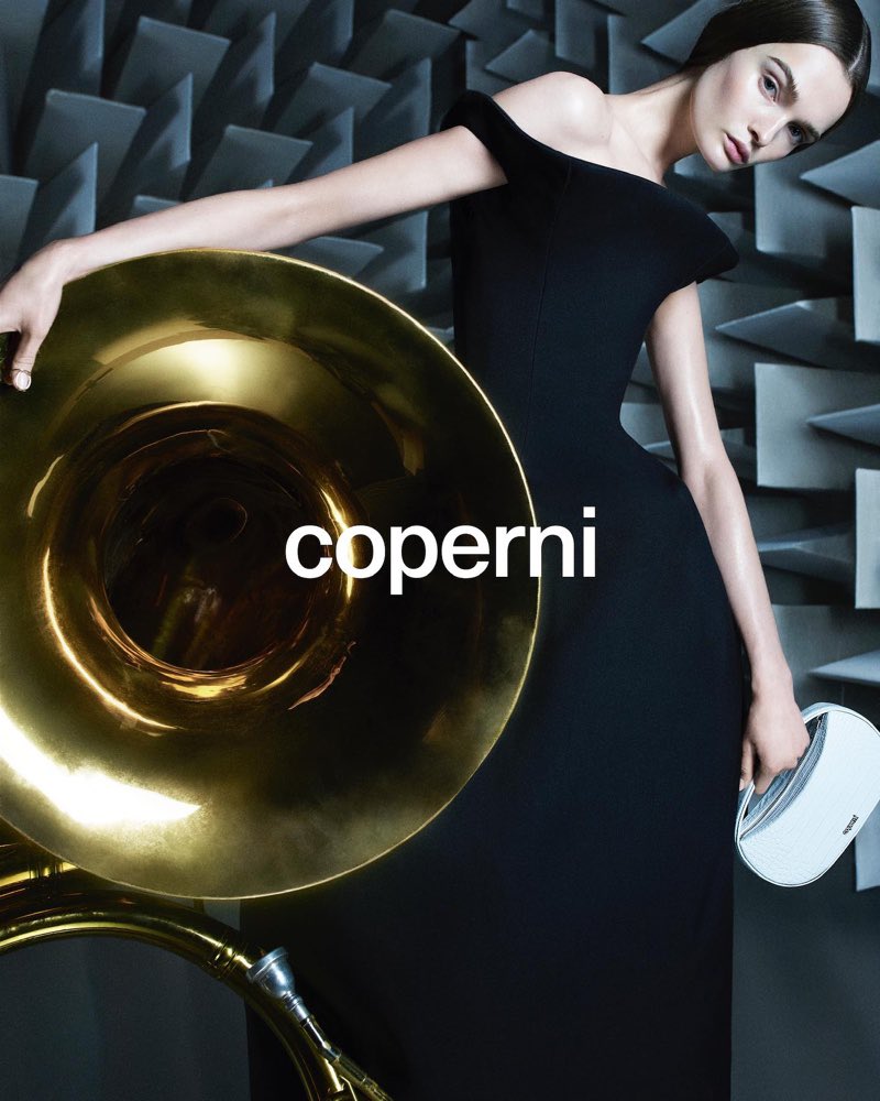 jacquemusx's tweet photo. Coperni SS24 Campaign by Karim Sadli https://t.co/aHVMm2x7Ar