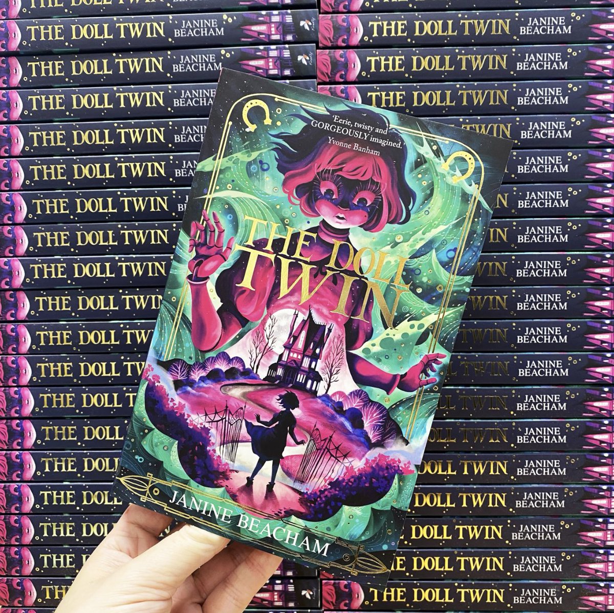 ✨ OUT NOW ✨

Una Wexford is thrilled to be adopted after WWl, but an eerie secret lurks in her new home...

Happy publication day to The Doll Twin, a deliciously creepy MG novel written by Janine Beacham with a gorgeous cover by Nathan Collins

Lands in bookshops today!