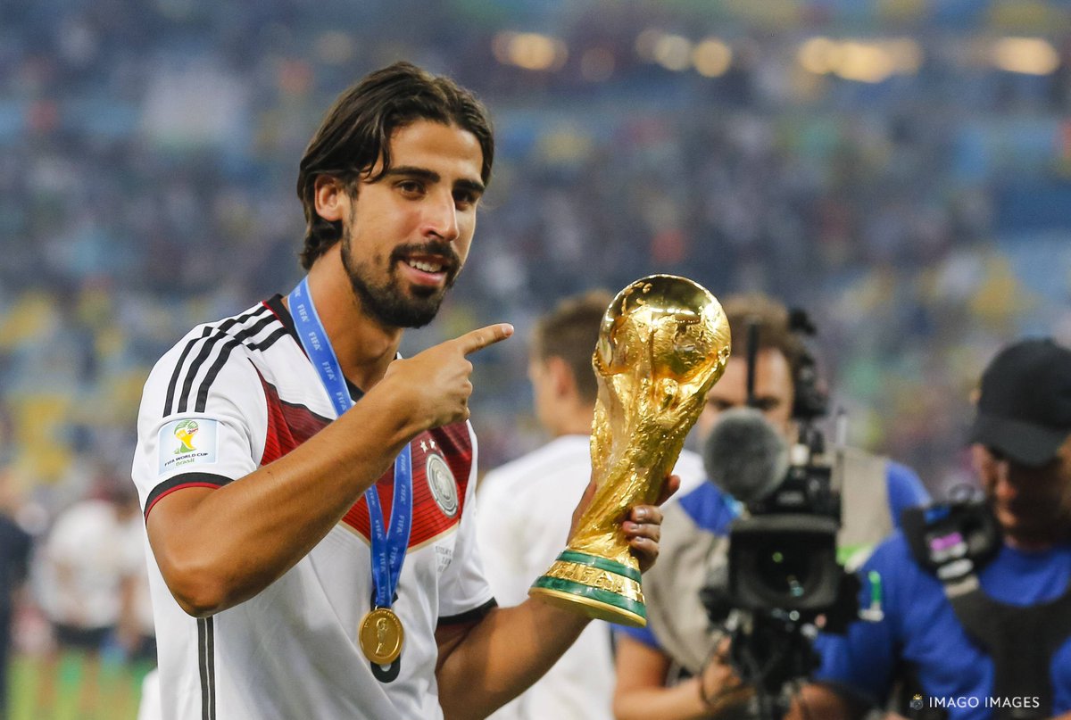 3️⃣7️⃣ Alles Gute zum Geburtstag, <a href="/SamiKhedira/">Sami Khedira</a>! 🎊

🏆 Weltmeister 2014

#HappyBirthday #Khedira | 📸 Imago