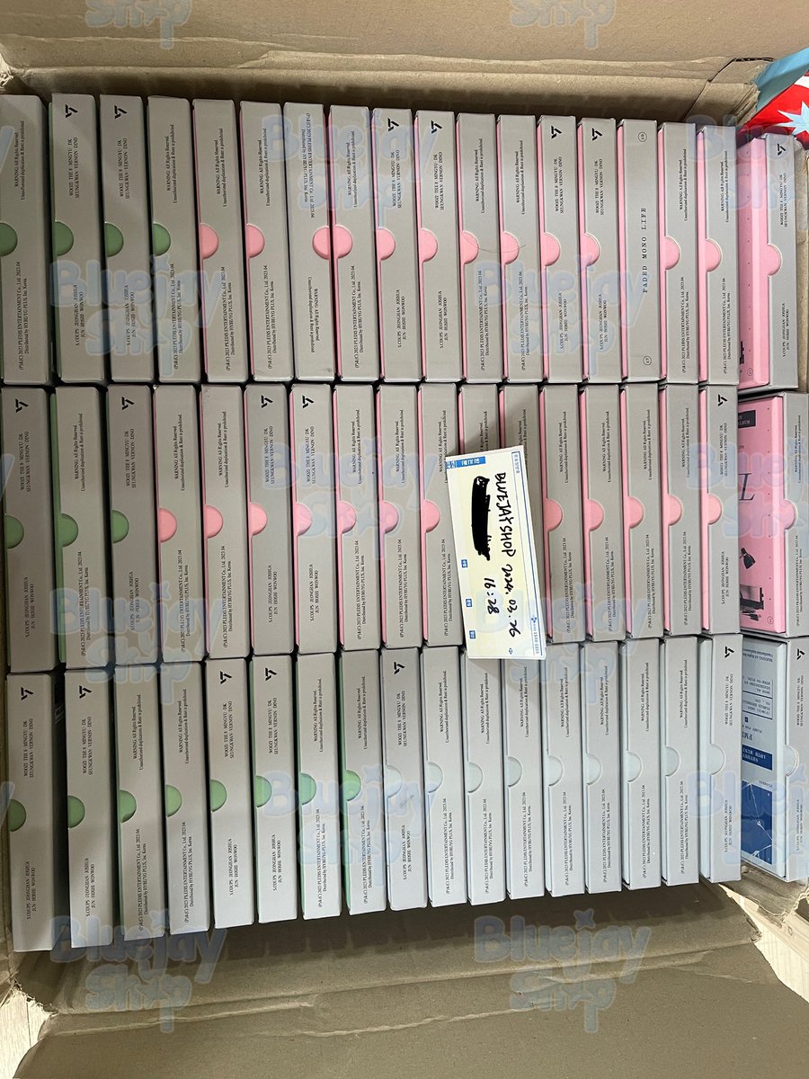 bluejayshop's tweet photo. SURPRISE ALBUM GIVEAWAY FOR 2 WINNERS 🥳 

- follow us + @jiims 🔔
- like and retweet 
- reply your desired album 

ENDS IN 24HRS 🏃‍♀️ https://t.co/wya9pcv0SD