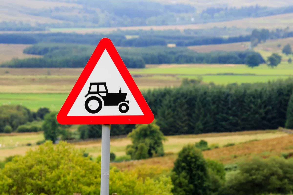 🚜 Staying Alert: Discover the essentials of tractor farm safety in the UK. Learn how to keep your farm operations safe and efficient. Click the link to stay informed: wix.to/uAspv7p #FarmSafety #UKFarming #StaySafe