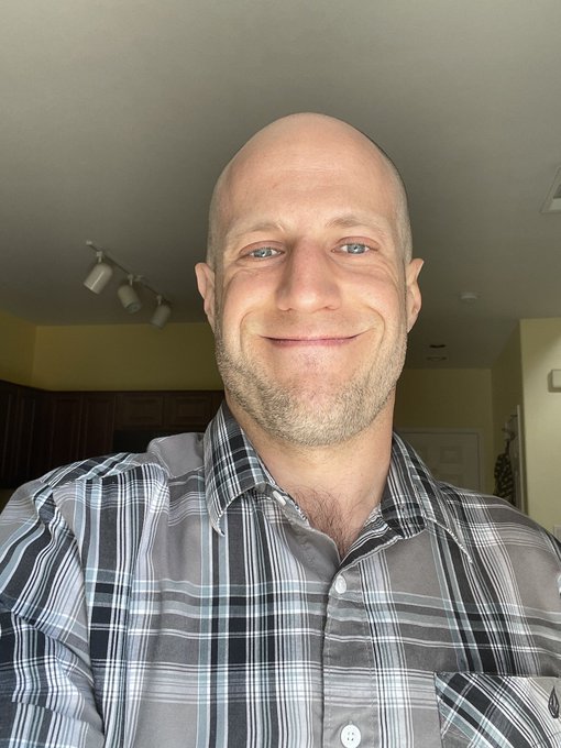 Right now I&rsquo;m booking 5/14-17 &amp; 5/19-27 for content trades. If there are any cis or trans female performers