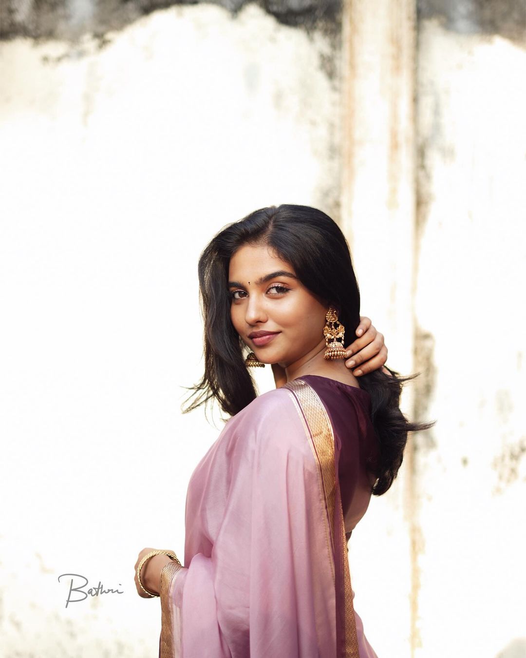 GKTiHzKa0AAe2WO?format=jpg&name=large