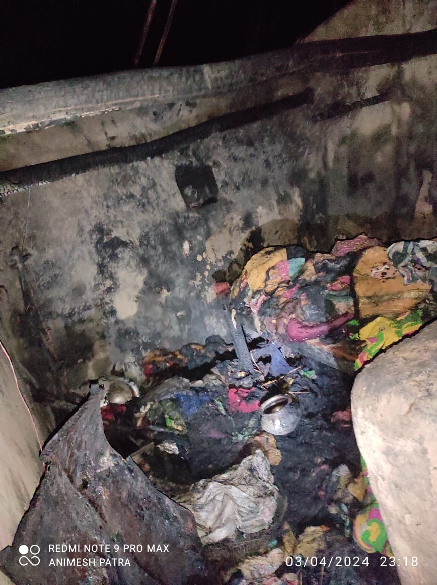 BJP4Bengal's tweet photo. We vehemently denounce the despicable act of setting fire to Smt. Rupali Palui's residence in Beliaberia Parla village by the TMC!

This savage attack on a Gram Panchayat member serves as a grim reminder of TMC's autocratic methods. Their reign of terror must be halted IMMEDIATELY!

Our party stands firmly with Smt. Palui, offering unwavering legal and financial support. The Jhargram BJP stands shoulder to shoulder with her, prepared to combat this brazen intimidation.

TMC's thuggish behavior will NOT go unchallenged. We demand swift justice and absolute accountability. #TMCViolence #StandAgainstTyranny