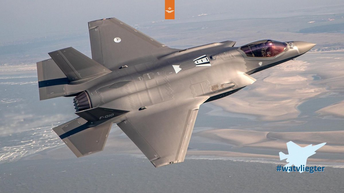 In de loop van de ochtend wordt er met een #F35 jachtvliegtuig een aantal Practice Diversion manoeuvres uitgevoerd boven vliegbasis Gilze-Rijen. Hierbij komt de #F35 meerdere malen laag over de omgeving van de vliegbasis. #watvliegter