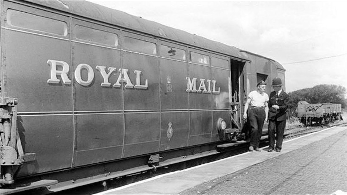 The critically acclaimed documentary on the #RoyalMail train delivery service BFI: NIGHT MAIL (1936) 11am #TPTVsubtitles