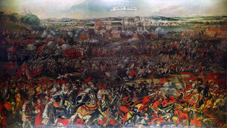 🗺️ Why are some international systems characterised by stable multipolarity while elsewhere conquest produces universal empires? Professor Jason Sharman will discuss Europe's reaction to Ottoman and Manchu conquests. 🗓️ 24 April, 13:00 - 14:00 📍Online ow.ly/Gi6Q50QWuFt