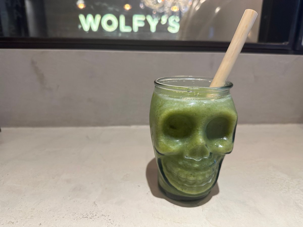 Get your daily dose of greens with Wolfy's Bar's bestselling Avo Go Go smoothie! 🌟 Packed with creamy coconut, avocado, ginger, and lime, this 100% vegan and high fiber drink is loaded with vitamin C. 🌞 #HealthyEats #GreenSmoothie #VeganDelight 🌱n linktr.ee/wolfysbar