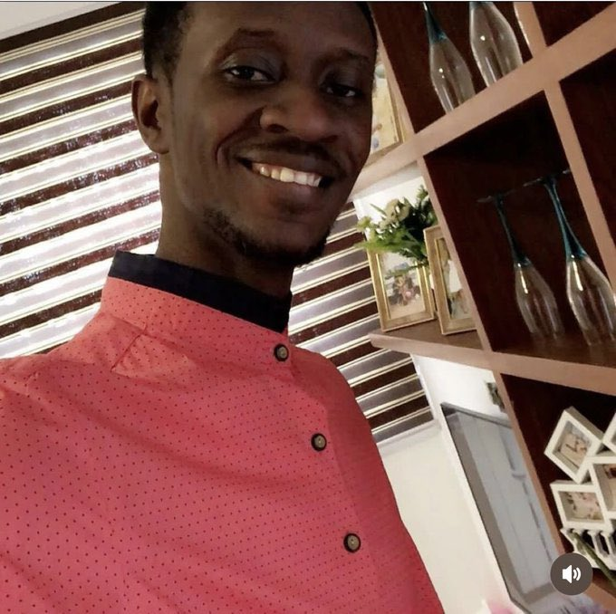 Mmonkoaa's tweet photo. smile if you believe that men are always the prize

me: https://t.co/bC61cVEDxo