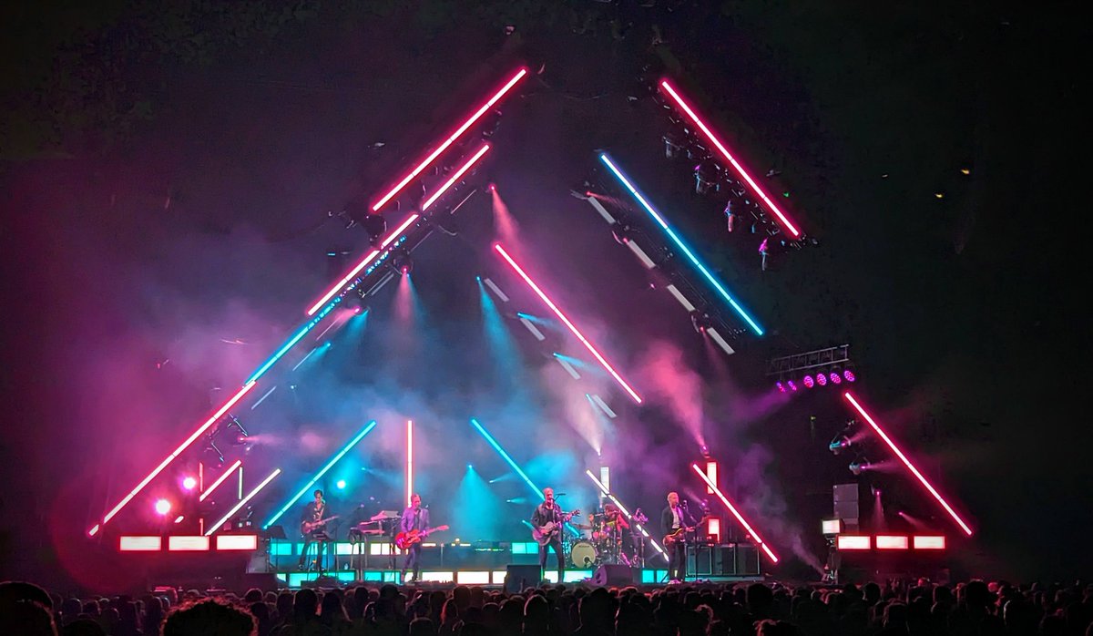 DavidsonAudio's tweet image. Big thank you to @qotsa  for putting on a hell of a rock show in our little town.
Get ready Winnipeg! 
#YXE
#YWG
#QueensOfTheStoneAge