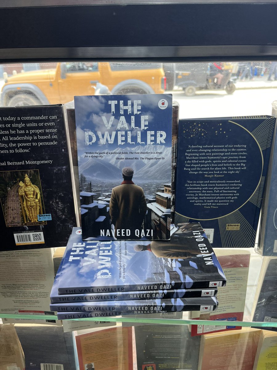 NaveedQazi's tweet photo. Copies of The Vale Dweller available at Gulshan Books, Khan News Agency and Bestseller. @alcove_the #Srinagar #Kashmir @bakers_book https://t.co/Ho1oXWYXeO