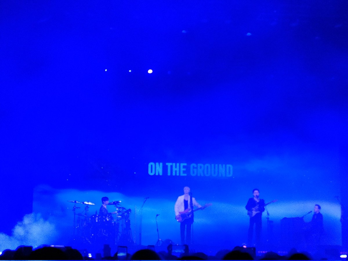 Mydria2's tweet photo. Super concert au Zénith avec The Rose !!!❤️❤️
#TheRoseinParis #DAWNTODUSKParis https://t.co/flPHykxg0Y