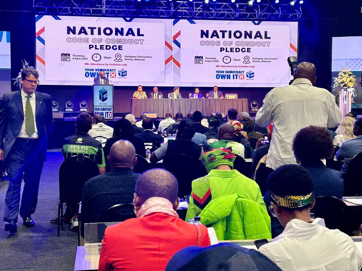 ActionSA Gauteng Premier Candidate @Funzi_Ngobeni joins President @HermanMashaba at the signing of the IEC National Code of Conduct Pledge at Gallagher Convention Center, Midrand this morning. #OnlyActionCanFixGauteng