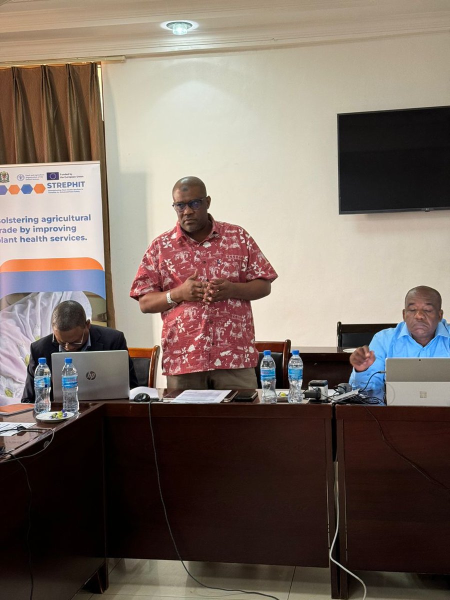 FAOTanzania's tweet photo. Stakeholders from Zanzibar and Mainland Tanzania came together to harmonize the Plant Health Acts.   

➡️To Identify areas for alignment and draft a roadmap for harmonization. 

📝 Refine the process for a unified approach to plant health management in Tanzania #STREPHIT @EUinTZ https://t.co/II0qVSMPoy