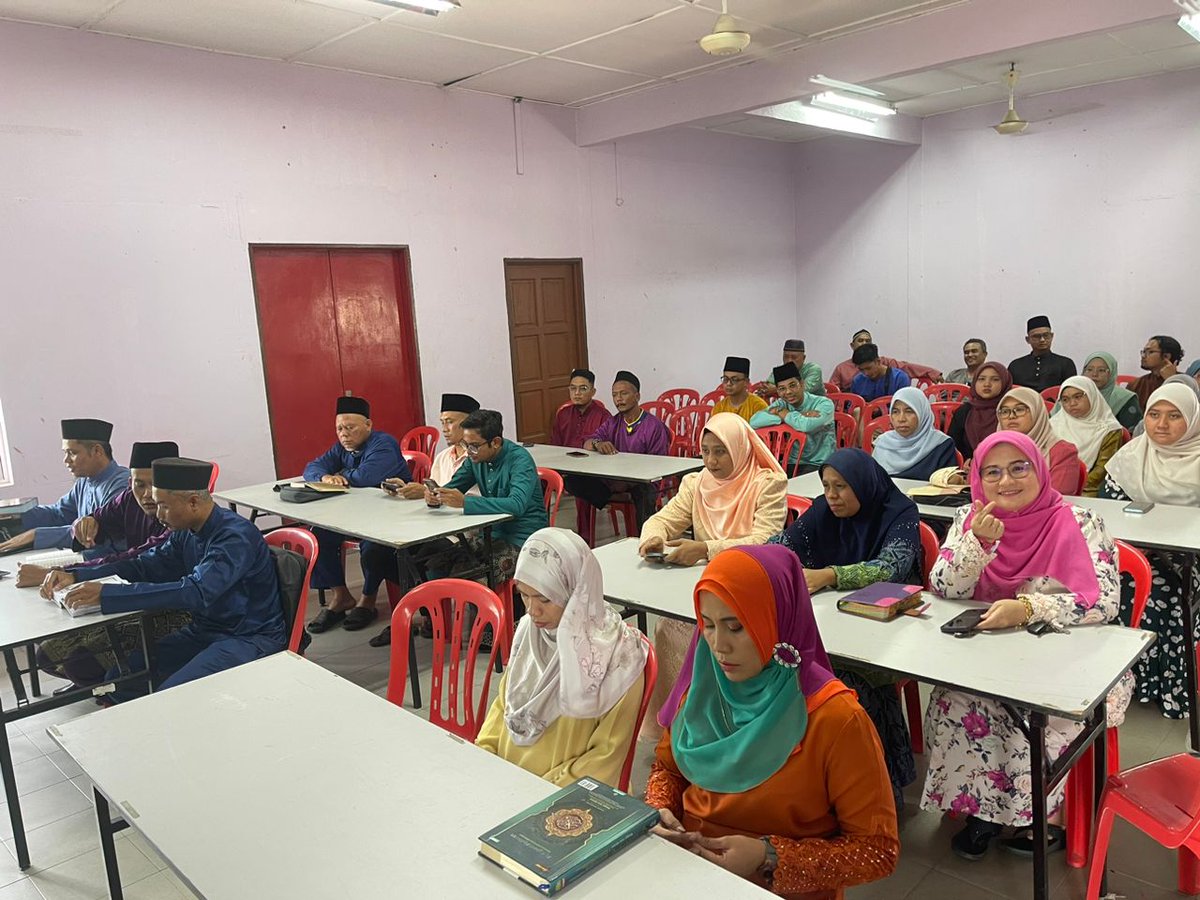 JKR Alor Gajah tweet media