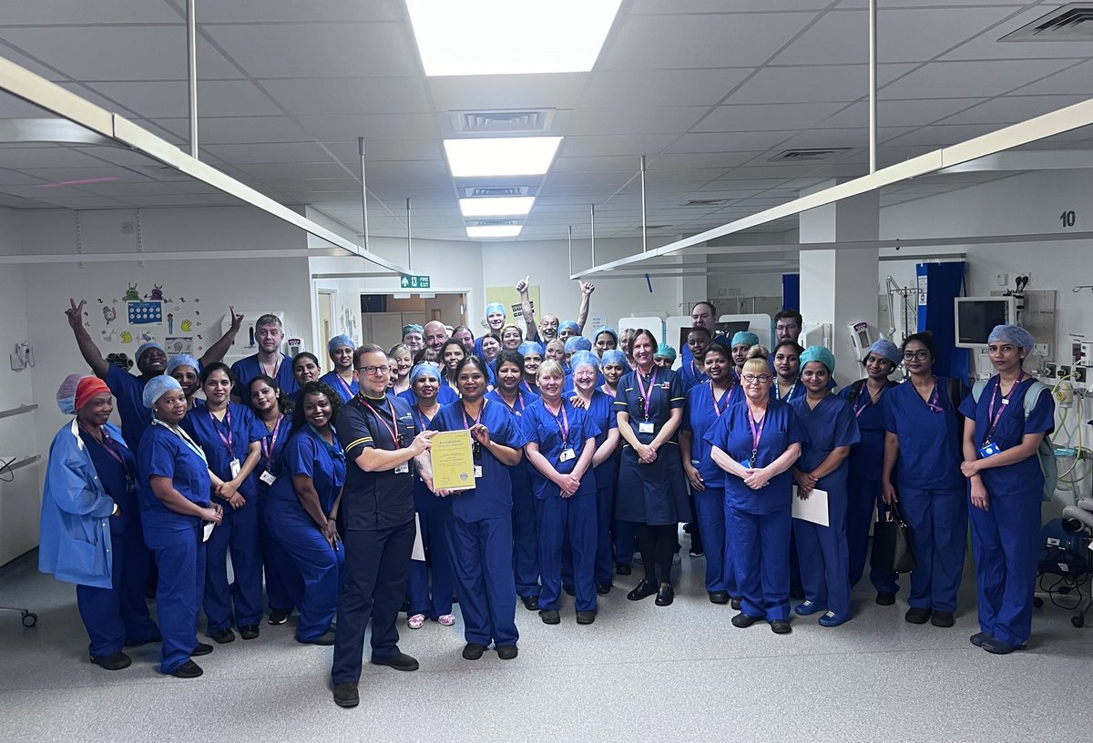 Today <a href="/MRI_TEIR/">Team TEIR</a> <a href="/MRITheatres/">MRITheatres, Theatres & Elective In Reach</a> were presented with our silver accreditation certificate by our DDON. Well done on this fantastic achievement TeamTEIR 🩶