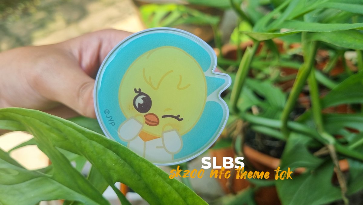 faelixtale's tweet photo. decided to work outside today (just our frontyardㅋㅋ) and got an exciting package, my bbokari!! 🐥🐣🩵💛
일하느라 우리집마당에서 있는데 ㅎㅎ 반가운 뽁아리를 보니 일을 더더욱 열심히 해야지.. 🩷

#SLBS
#STAYBLOOM
#SLBSBLOOM
#ExpressImpressSLBS https://t.co/ZJwF0eOSjg