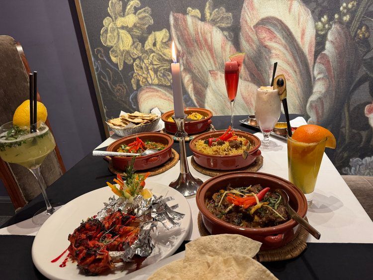 Elevate your #Eidfeast with the new @AnokiExpress #DesiRange! From succulent Drumsticks to aromatic Lamb and #ChickenBiryaniPilau, we’ve got your celebration covered! Order now for the festivities at buff.ly/2Y73SoE or collect from Anoki A38