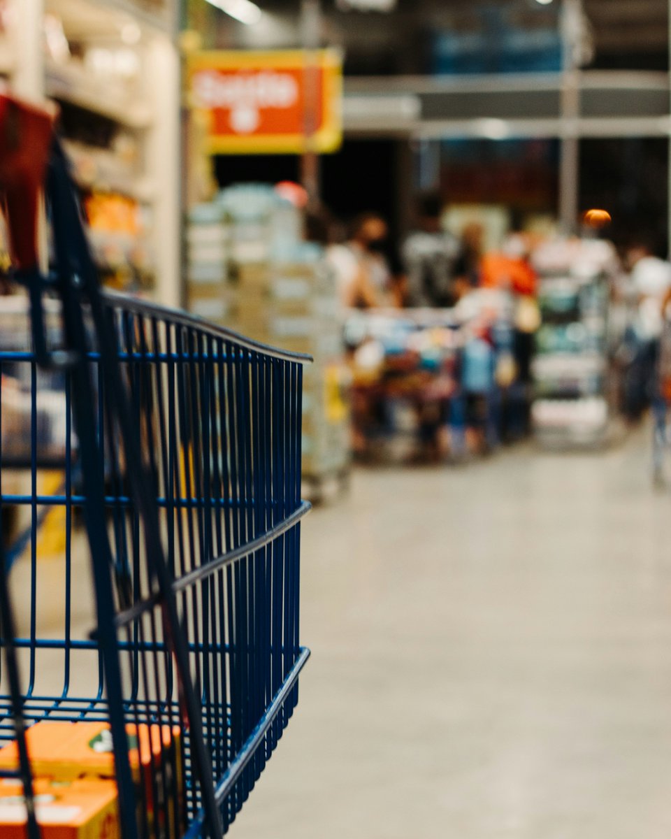 Join us on Wed 17 April, 12pm. @drshellm will discuss how supermarket sales & loyalty card data is used to understand: - dietary patterns - comparisons with national recommendations - sociodemographic characteristics - what we can do to change them 👇 ticketsource.co.uk/globalfoodleed…