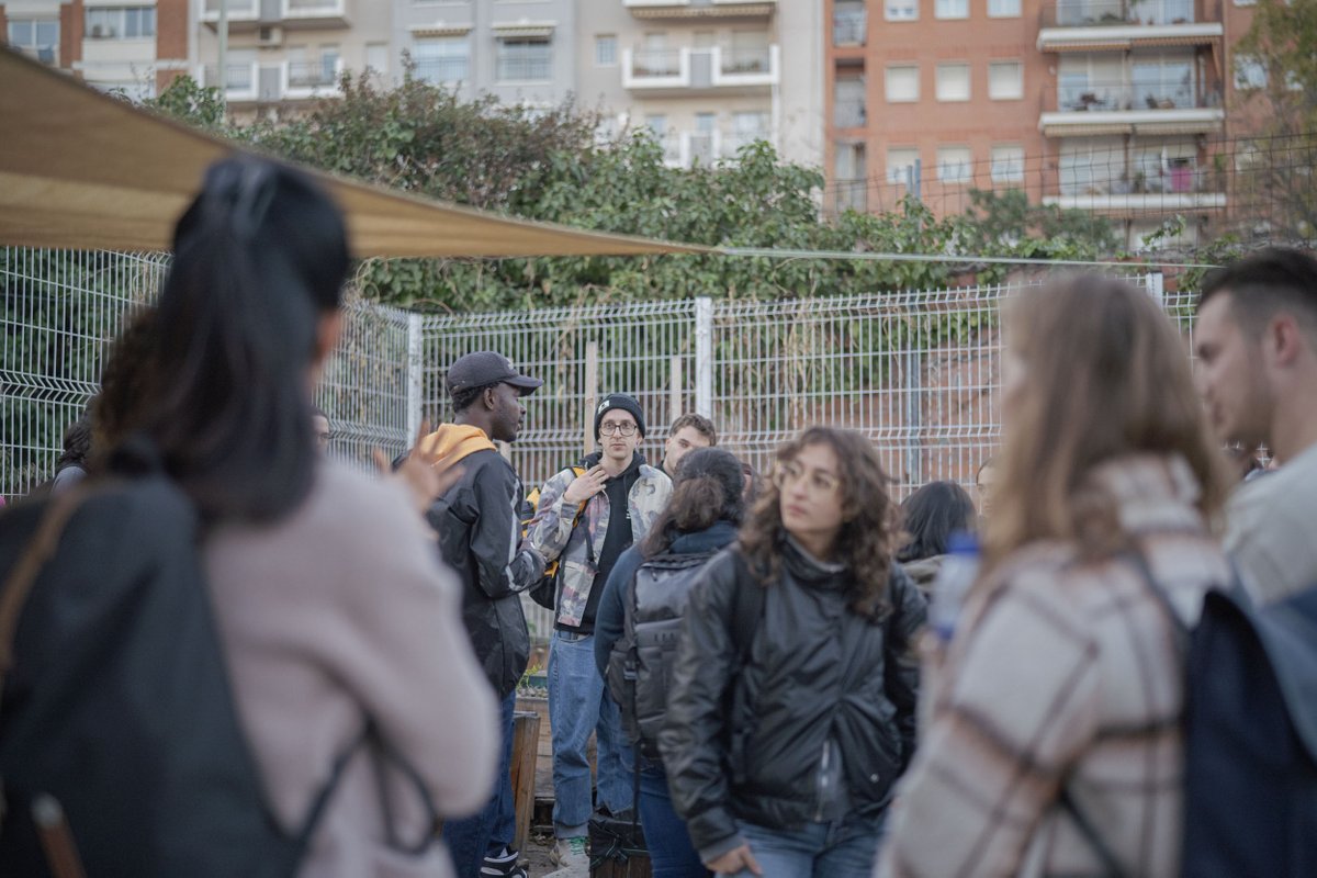 ⭐️ Explore Barcelona's evolving landscape of social innovation! Together with #MDEF students, get to know local initiatives and the practical aspects of community engagement. 👉 Read our blogpost here: fablabbcn.org/blog/emergent-…