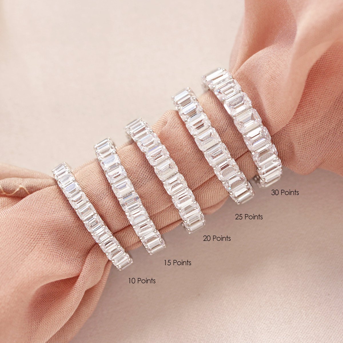 SillyShiny's tweet image. Unmissable! Check out this Emerald Cut Diamond 3.1mm Eternity Ring .
sillyshiny.com/products/emera…
#CelebrateLove #DiamondStacking