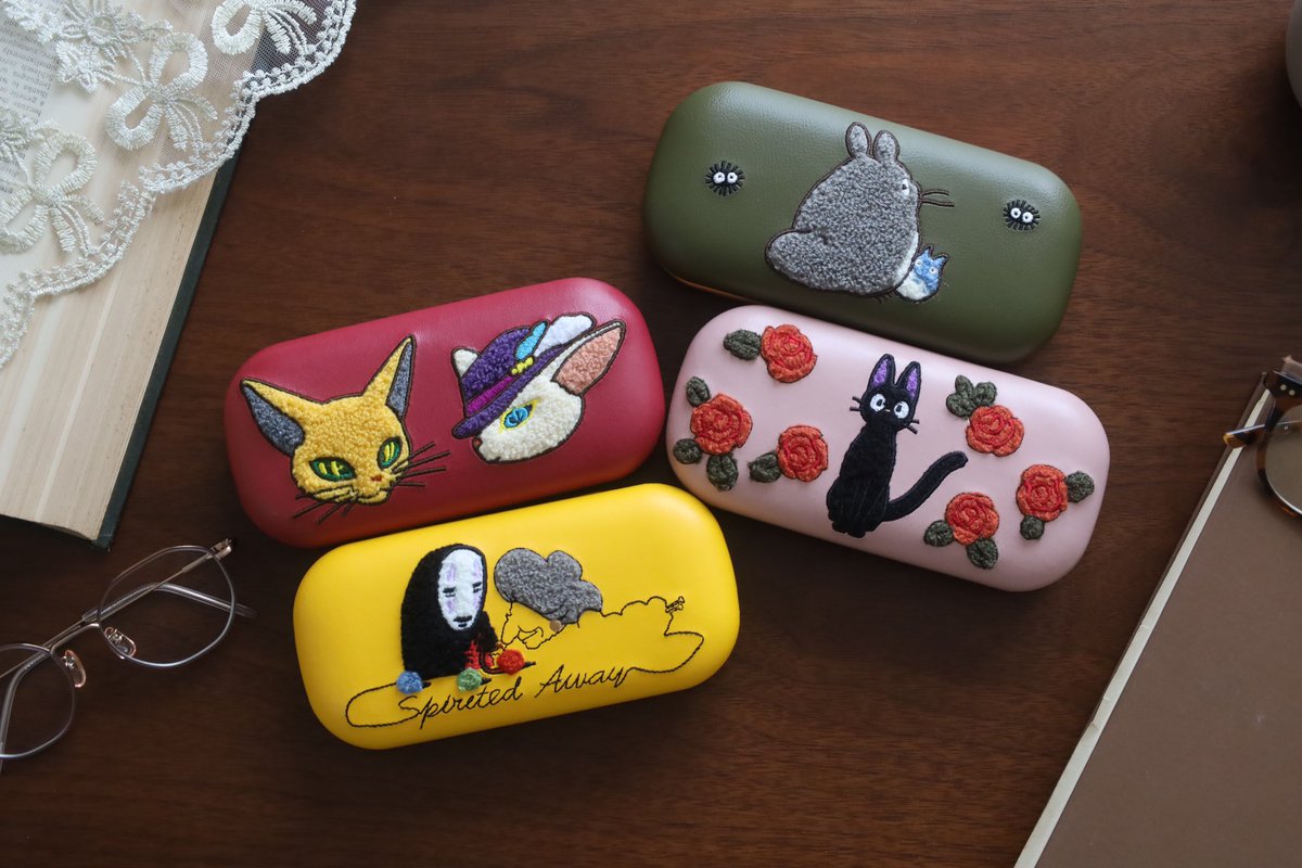 ⭐️再入荷⭐️ 2018年発売のアイテムが復刻！ 相良刺繍やチェーン