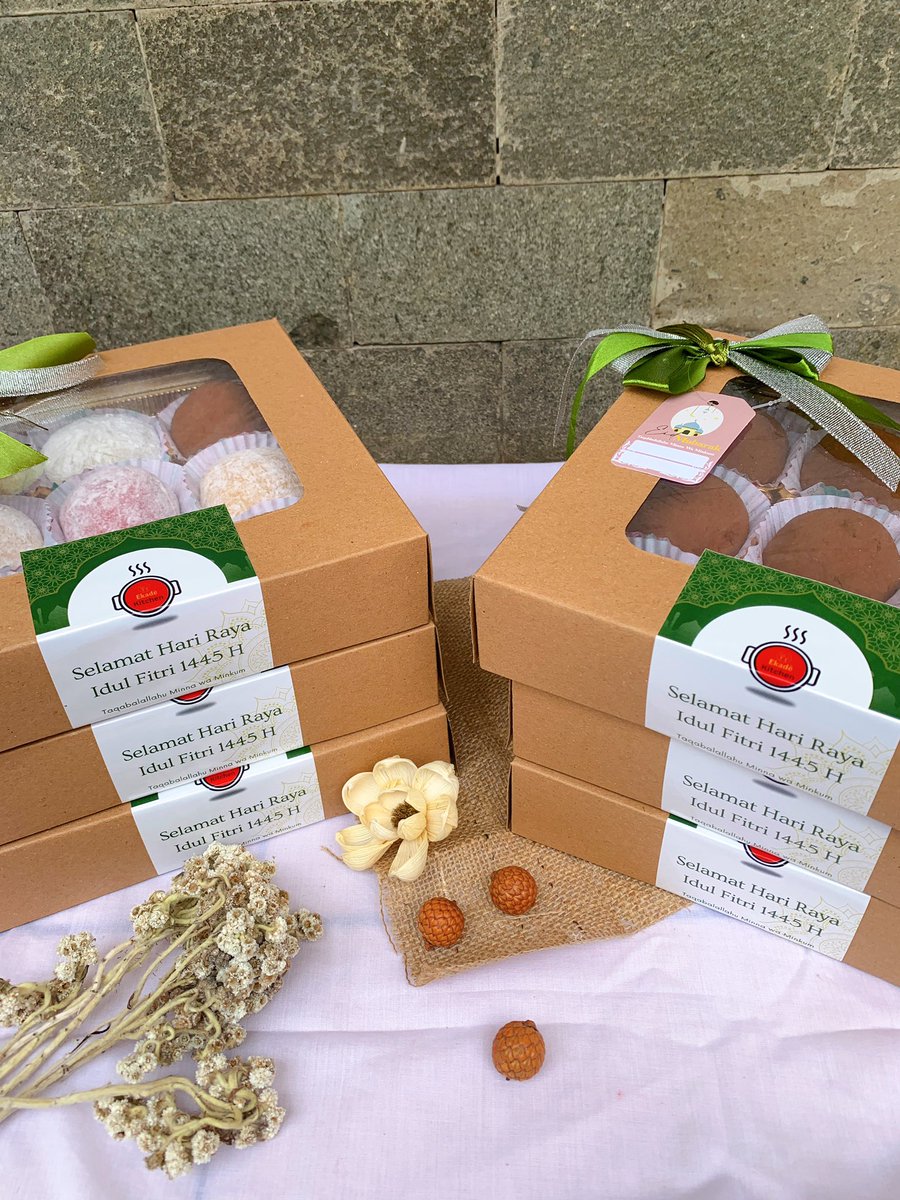 ekadekitchen's tweet photo. Alhamdulillah kelar jugaaa hampers mochinyaa 🫶🏻😆 https://t.co/DnWurFBwTE