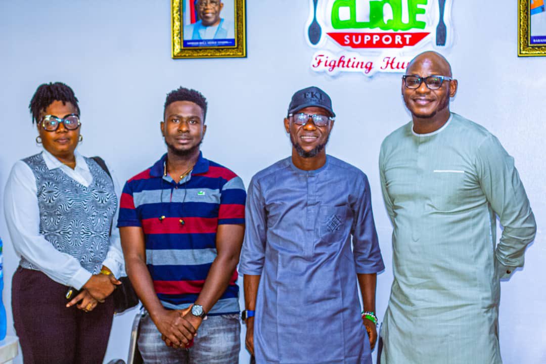The Foodclique team recently engaged in a strategic meeting with @weshiftnigeria , a nonpartisan organization dedicated to inspiring and enabling community transformation across the nation, with a mission to accelerate community transformation by -