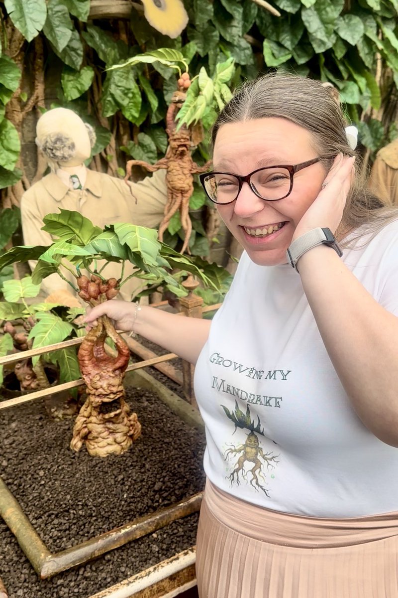 MrsHannahJPJ's tweet photo. Brilliant time at @wbtourlondon having afternoon tea! First time taking bump! Can’t wait to bring it when it arrives! 🥰 https://t.co/xppvwzcuya