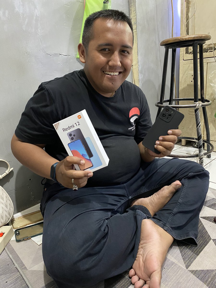 putra_andreas16's tweet photo. Redmi 12 8/256 New Sold✨
Terima kasih udah mempercayai handphone di toko kami kakak🫶🏽
Semoga Berkah Selalu Kakak😇
#jualhp #jualbeli #jualiphone #kotasolo #surakarta #jualbelihp #FYP #fypage #iPhone #iPhone #semarang #jogja #surabaya #zonauang #tukartambah #zonauang️ https://t.co/ekCypdaKDC