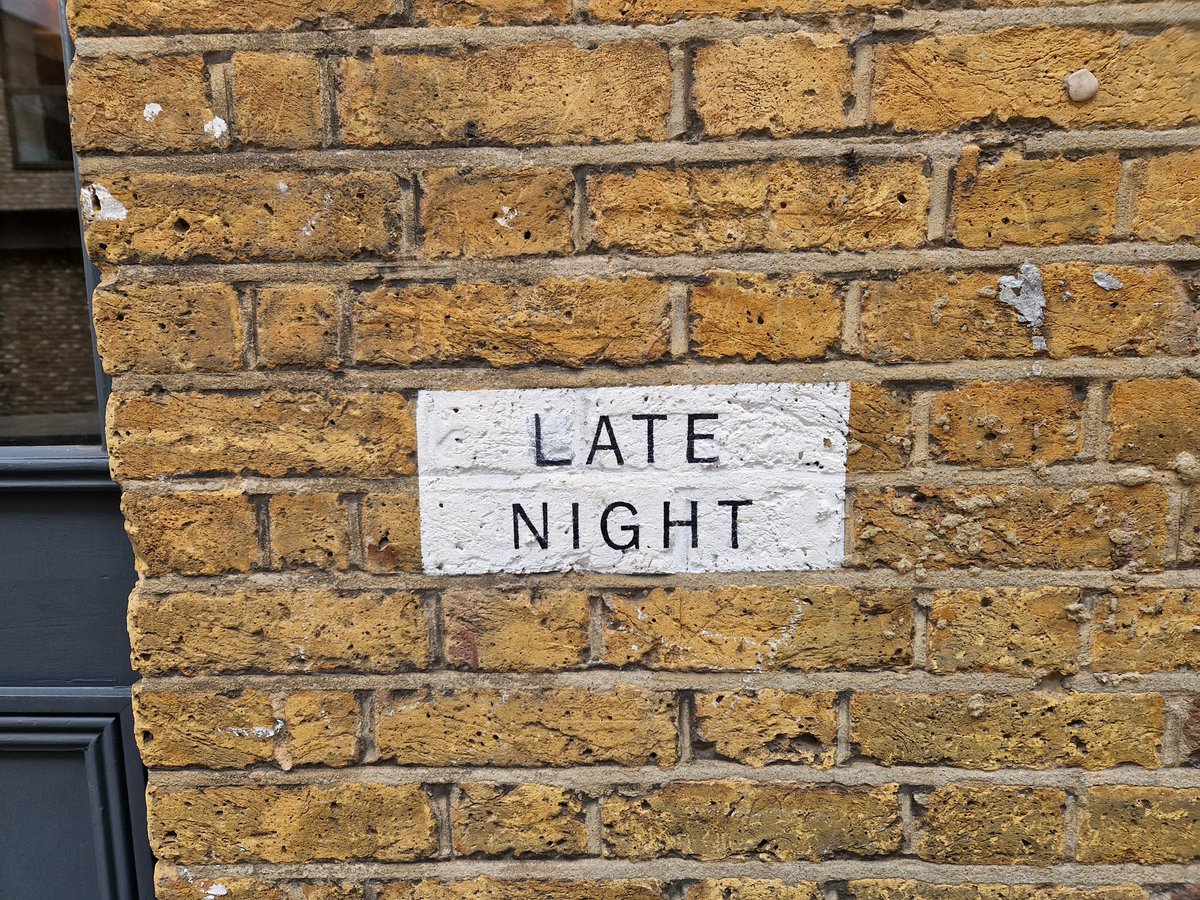 wordsnerd's tweet image. A notice and some vaguely pink things in the #EastEnd

#EverydayWriting #WrittenIdentity #BusinessWriting #WritingCoaching #BusinessWritingForExperts #Savvy #Ideas #Inspiration #StreetArt #StreetWords #Curious