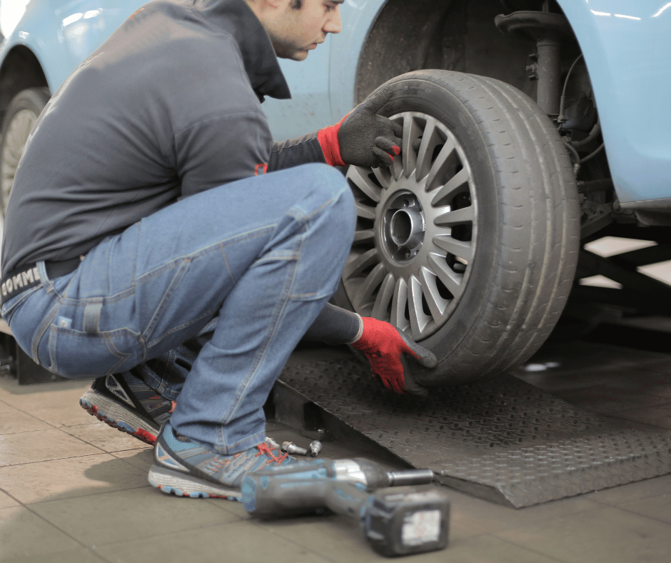 mcdroadassist's tweet photo. 🚗🛠️💨😊 Discover the speed of McDonough Roadside Assistance's mobile tire repair services in McDonough, GA! Flat tires fixed fast means you're back to your day with no fuss. #MobileTireRepair #McDonoughGA #RoadSafety #GetBackOnTheRoad

https://t.co/pabOkhmyn2 https://t.co/1ZffQJLeGI