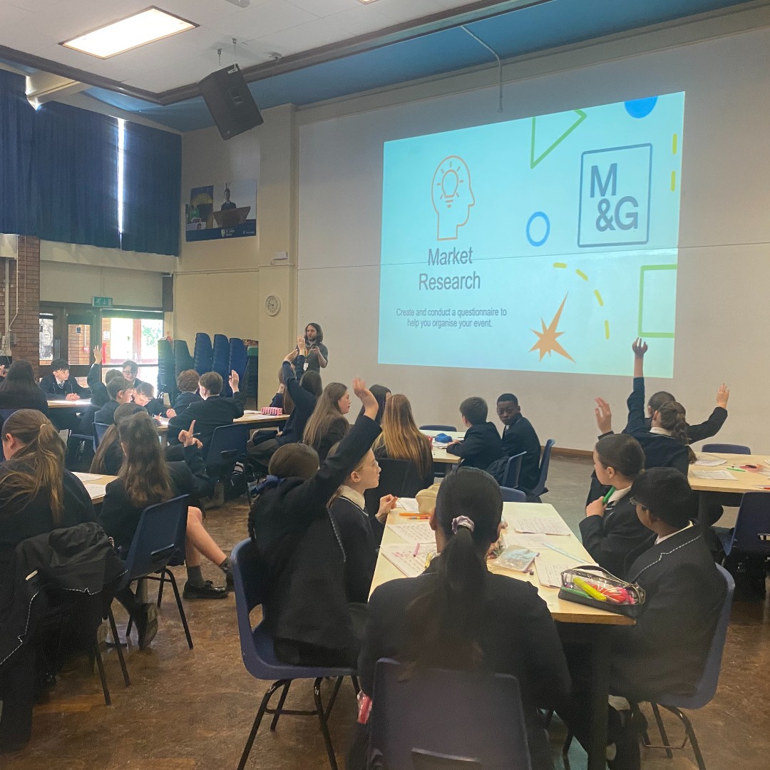 Year 7 M&G Enterprise challenge - a fantastic end to the term with Joe from @Talent_Foundry! 🎉 🤝💡Pupils overcame innovative challenges with real-world problem solving and ingenuity to bring their visions to life. #SJBfamily #EmployabilitySkills #EntrepreneurialMindset