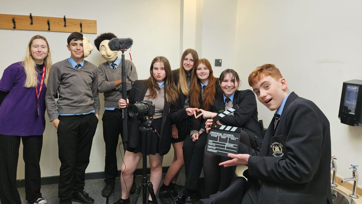 Well done to our group of media makers from @StDamiansRCSC who have completed their project with us in collab with @GM_VRU. They have spent the last 4 weeks transforming into news reporters and film stars. 🎬 Now onto the last school for this film and then premiere time! 🍿