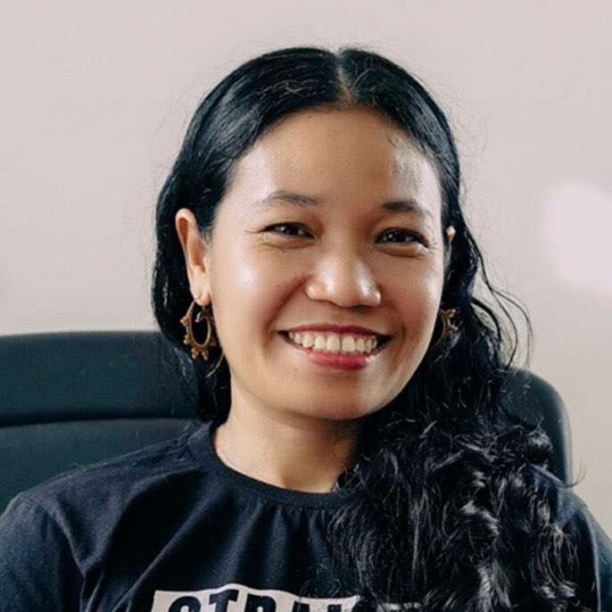 Congratulations to the incomparable & inspirational Sokny Onn, Country Director of @EpicArtsNews, joining the Class of 2024 Yale @GlobalFellows—the very first Cambodian selected for this prestigious program! worldfellows.yale.edu/class/class-of…